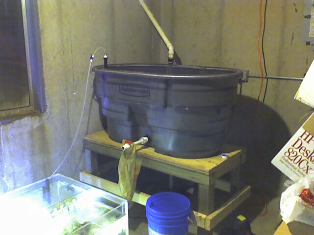 Next step on the 300's water processing plant. I went to Meynards and found a Rubbermaid 100...